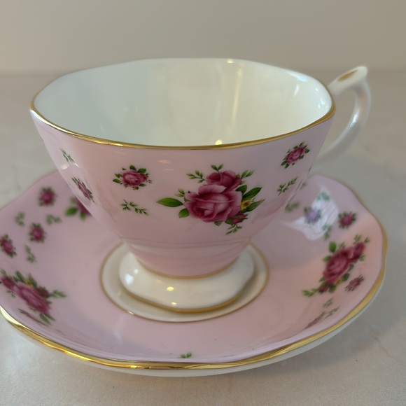 🌸💖 NWT Royal Albert New Country Roses Pink Bone China Teacup & Saucer 💖🌸 - Picture 12 of 17